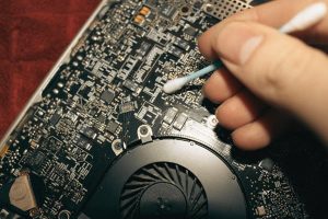 Clean the Motherboard using Isopropyl Alcohol